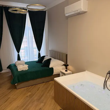 Z Jacuzzi Luxury Dluga *