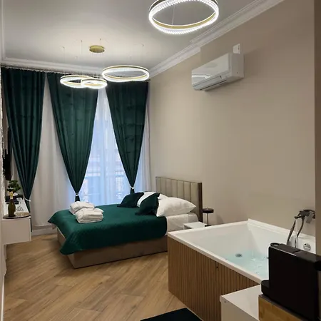 Z Jacuzzi Luxury Dluga アパート クラクフ