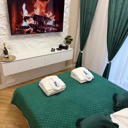 アパート Z Jacuzzi Luxury Dluga クラクフ