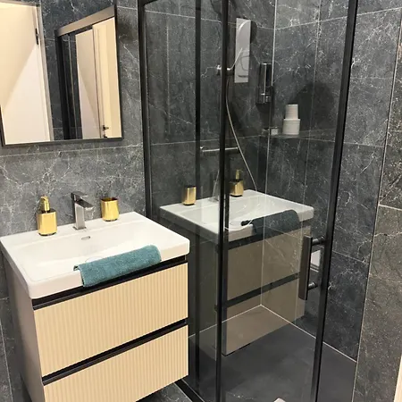 Z Jacuzzi Luxury Dluga アパート